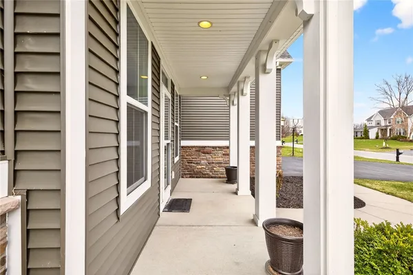 $689,777 | 1041 Warters Cove, Victor, NY 14564