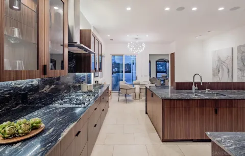 $9,985,000 | 7970 Roseland Drive, La Jolla, CA 92037