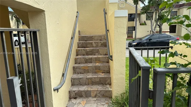 a view of an outdoor space