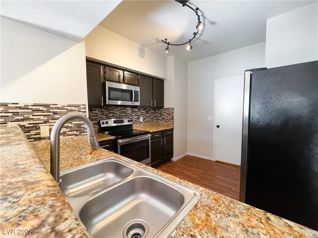 $1,489 | 45 Maleena Mesa Street, Unit 1215, Henderson, NV 89074