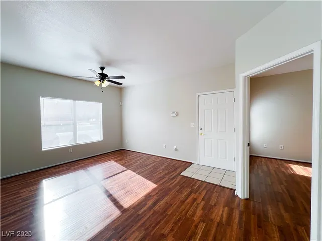 $1,489 | 45 Maleena Mesa Street, Unit 1215, Henderson, NV 89074