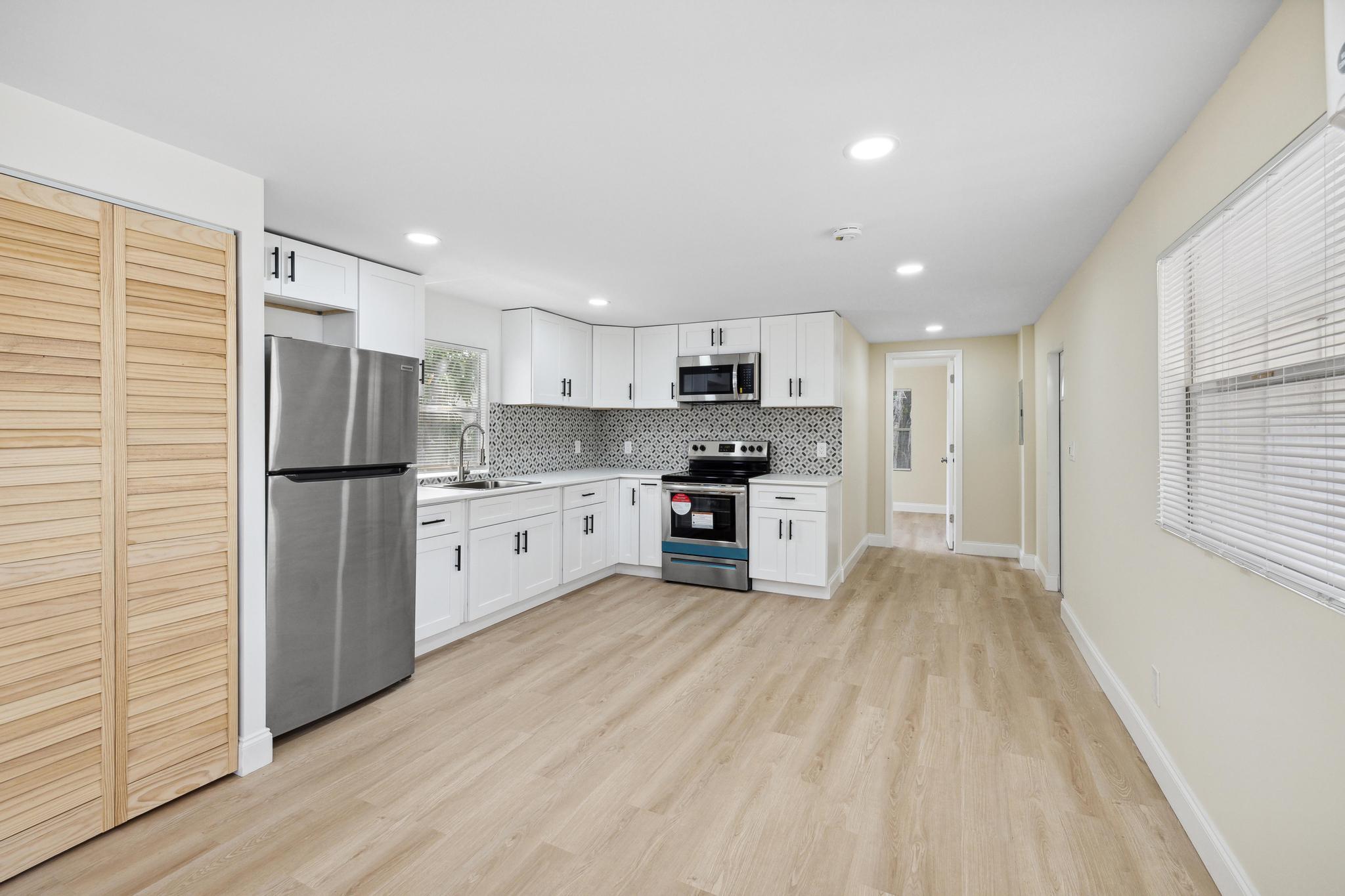 23045 Atlantic Circle Boca Raton, FL 33428 - Photo 5 of 20 5S6A2944