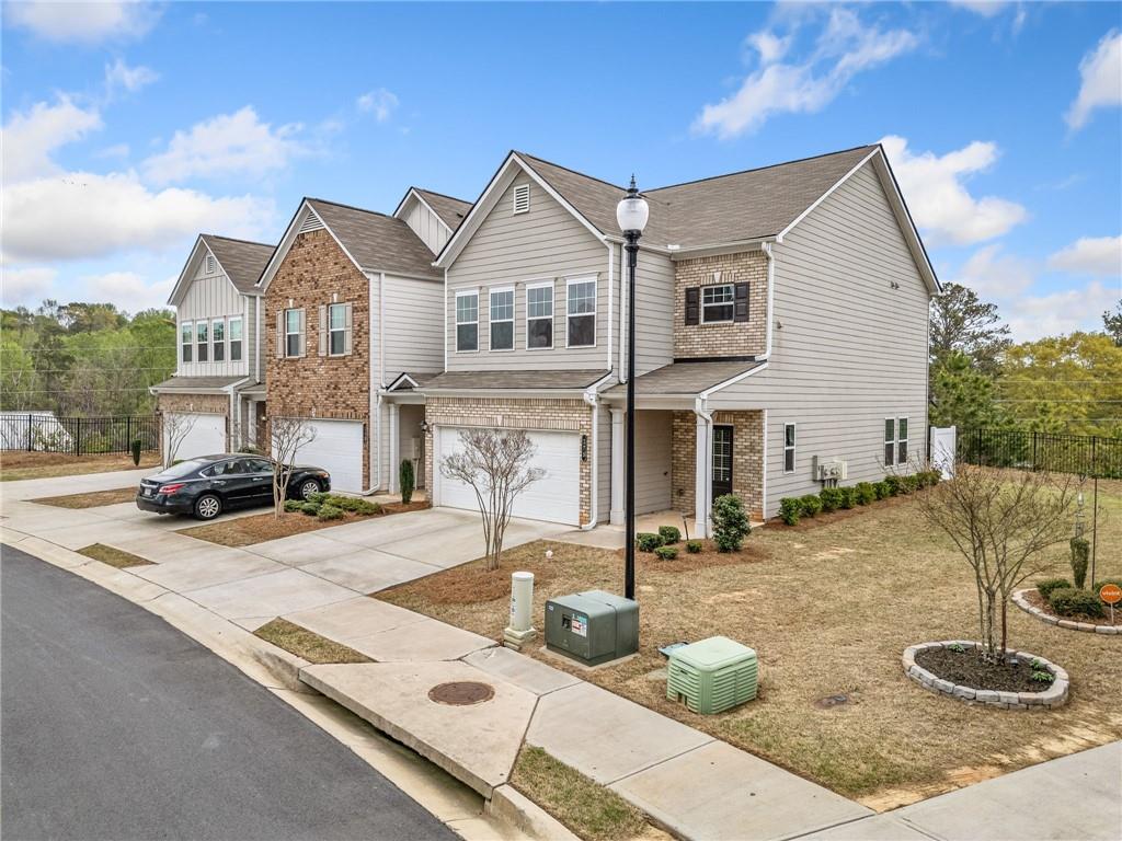 175 Madison Bend Woodstock, GA 30188 - Photo 2 of 40
