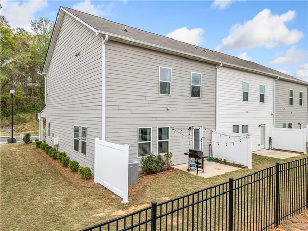 $2,300 | 175 Madison Bend, Woodstock, GA 30188