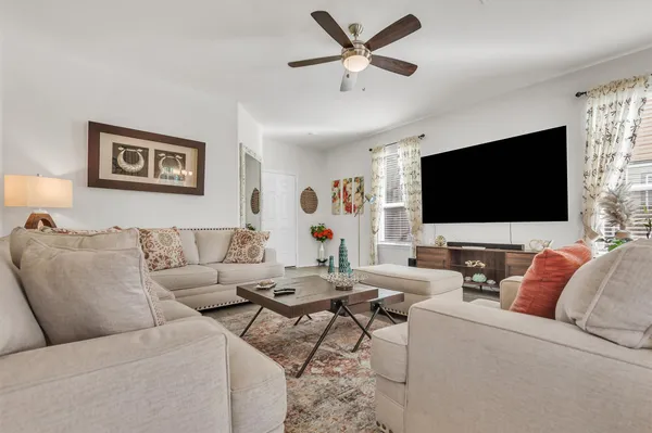 $398,000 | 421 Conchillos Drive, Georgetown, TX 78626