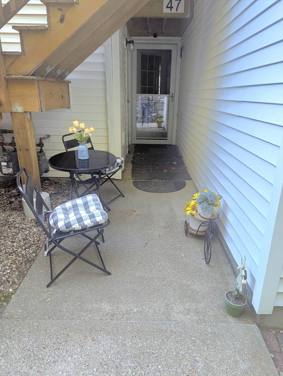 47 Berrington Road, Unit 47 Leominster, MA 01453 - Photo 2 of 14