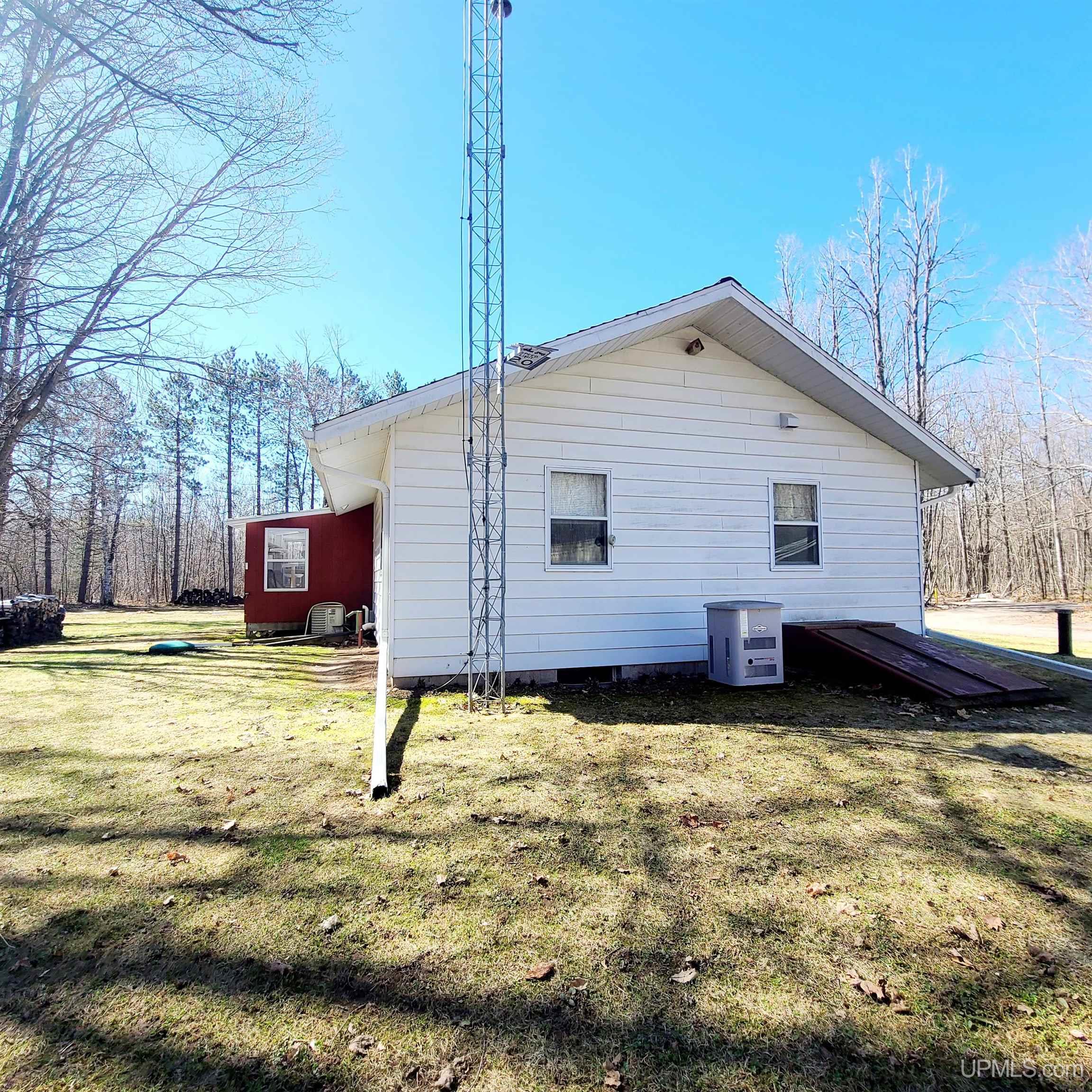 N18792 10 Acre Road Goodman, WI 54125 - Photo 37 of 43