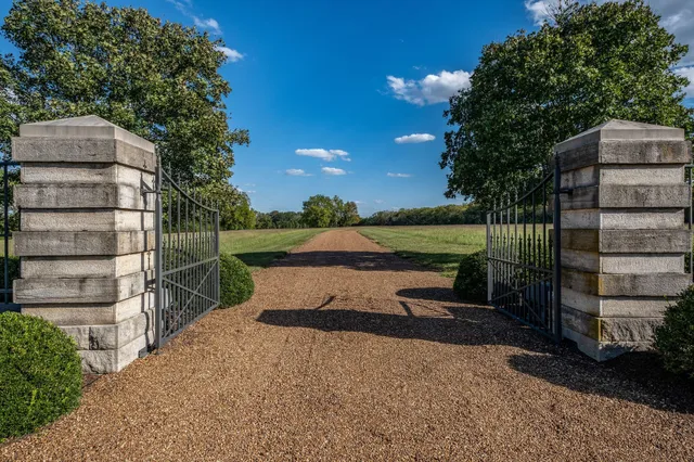 $10,900,000 | 1711 Old Hillsboro Road, Franklin, TN 37069