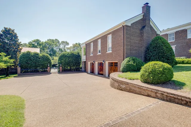 $10,900,000 | 1711 Old Hillsboro Road, Franklin, TN 37069