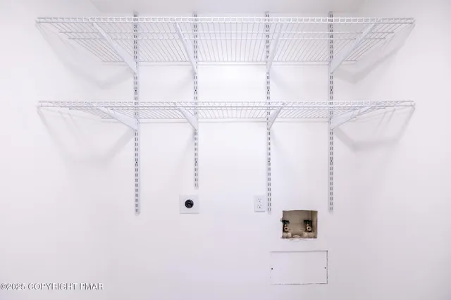 $2,200 | 234 Upper Ridge Drive, Effort, PA 18330