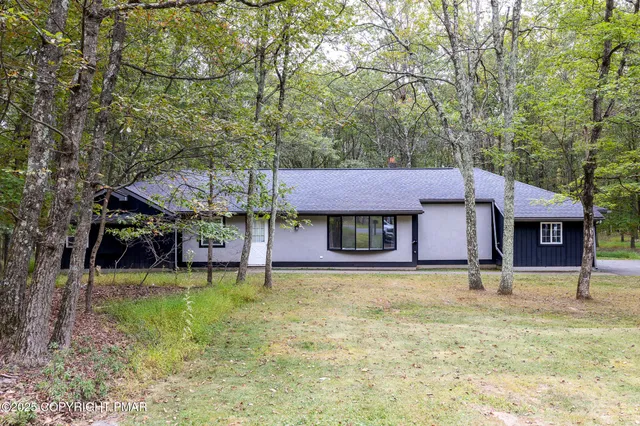 $2,200 | 234 Upper Ridge Drive, Effort, PA 18330