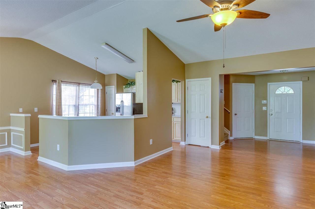 418 Woolridge Way Greer, SC 29650 - Photo 14 of 34 Gallery Image 14
