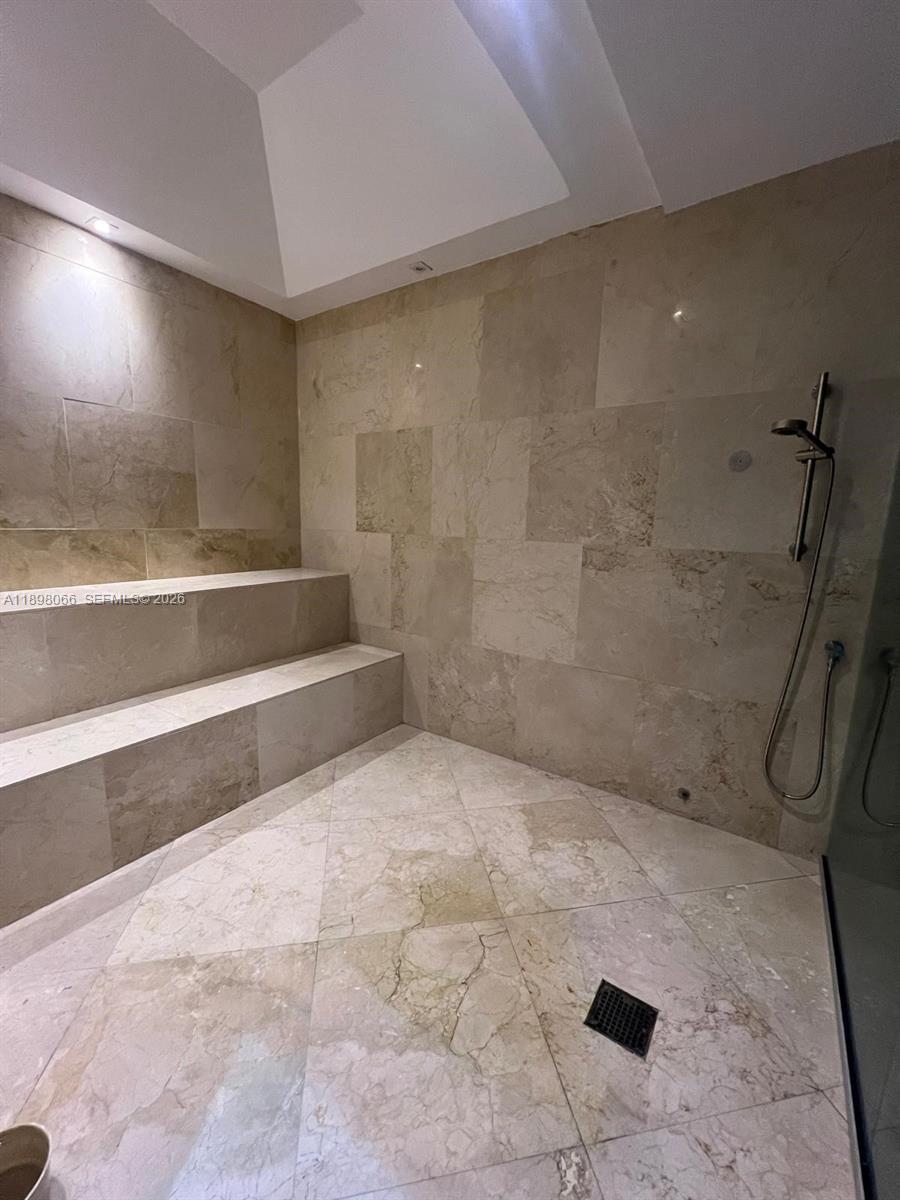 1581 Brickell Avenue, Unit 2005 Miami, FL 33129 - Photo 31 of 38