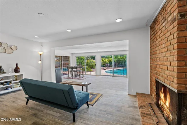 $5,500 | 8713 East Orange Blossom Lane, Scottsdale, AZ 85250