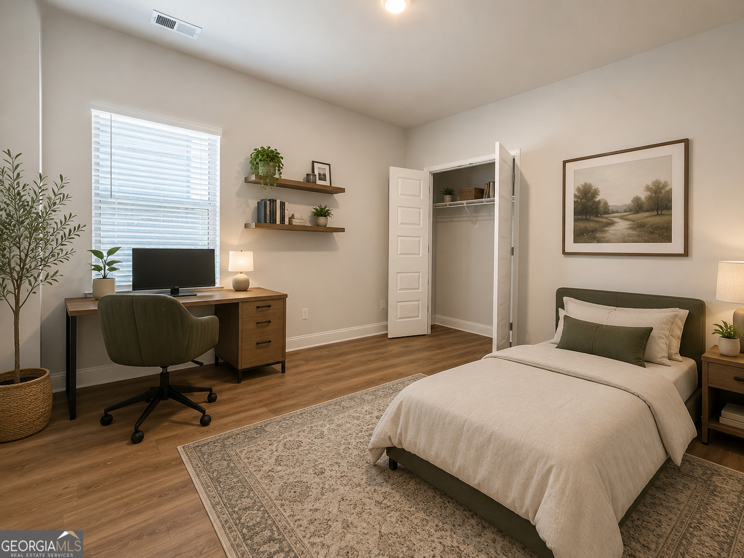 608 Britton Way Macon, GA 31216 - Photo 11 of 26 First bedroom downstairs