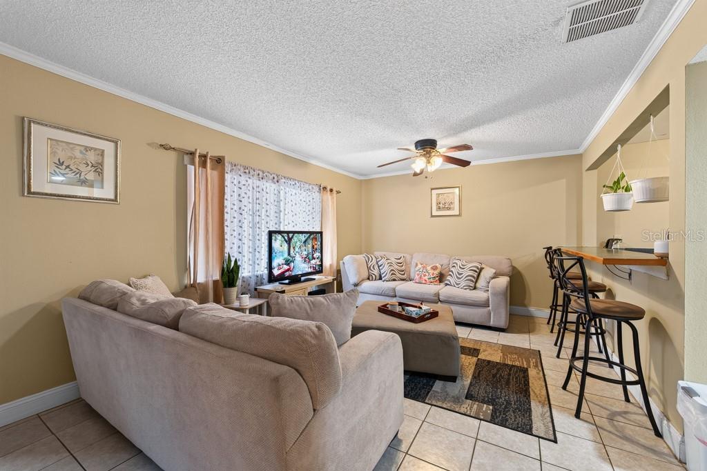 1409 Alpine Road, Unit 10 Clearwater, FL 33755 - Photo 5 of 36 Gallery Image 5