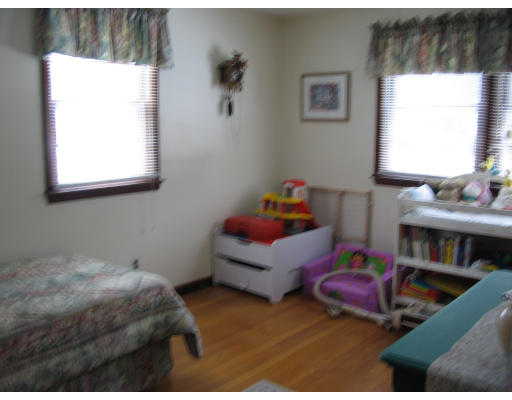 76 Shirley Road Stoughton, MA 02072 - Photo 8 of 14 Gallery Image 8
