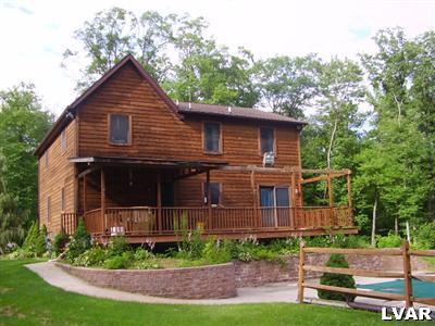 155 Hoffman Road Wind Gap, PA 18091 - Photo 3 of 12