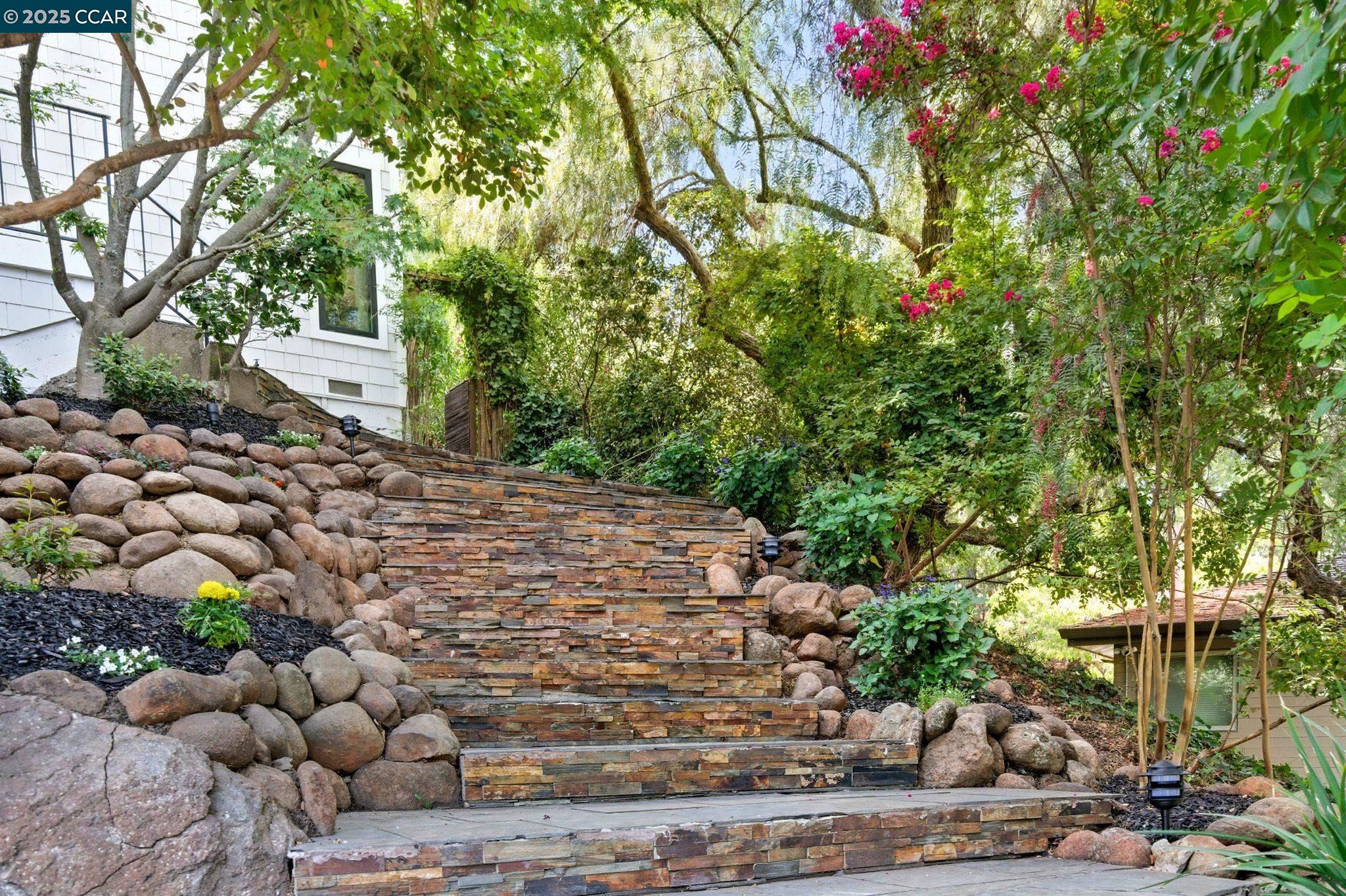 189 Rudgear Drive Walnut Creek, CA 94596 - Photo 8 of 59