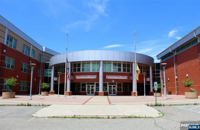 $2,500 | 66 Wood Street, Unit 1, Garfield, NJ 07026