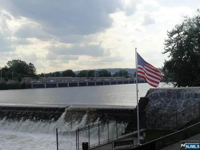 $2,500 | 66 Wood Street, Unit 1, Garfield, NJ 07026