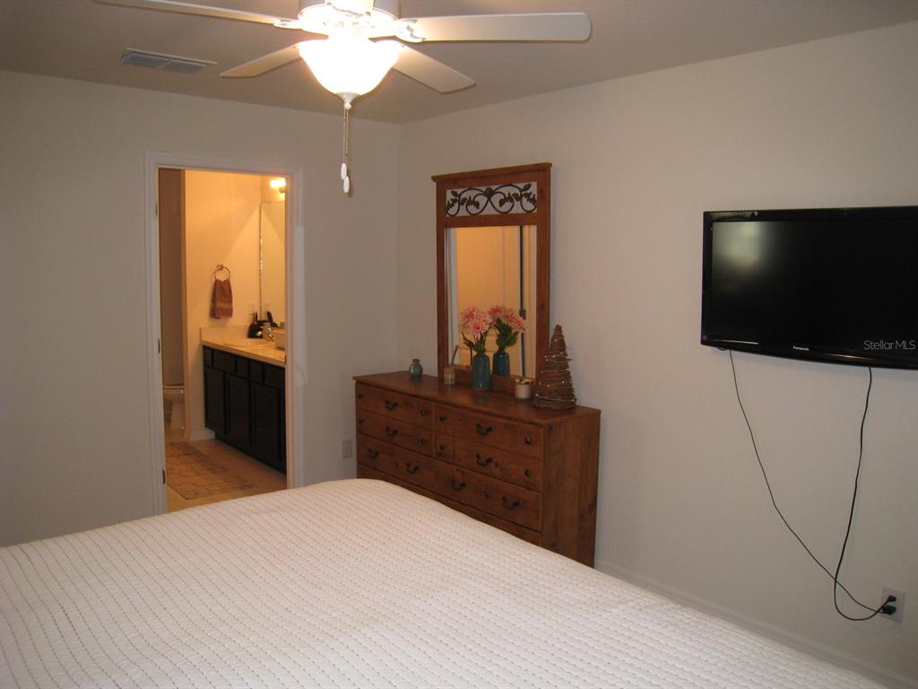 1300 Lucerne Loop Road Northeast Winter Haven, FL 33881 - Photo 10 of 40 Master Bedroom.