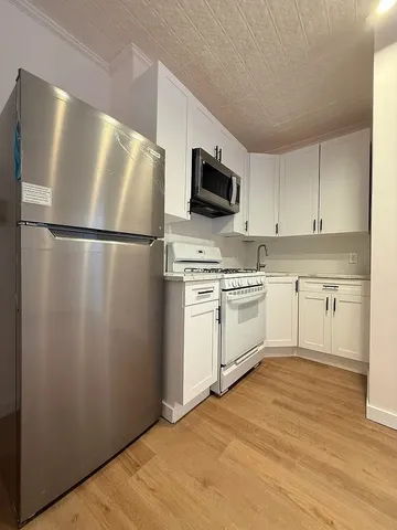 $1,925 | 1919 Willow Avenue, Unit 5, Weehawken, NJ 07086