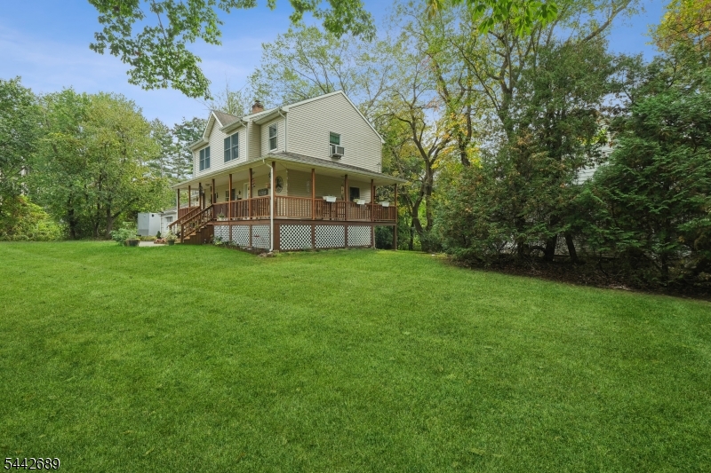 158 Maple Street New Providence, NJ 07974 - Photo 5 of 42