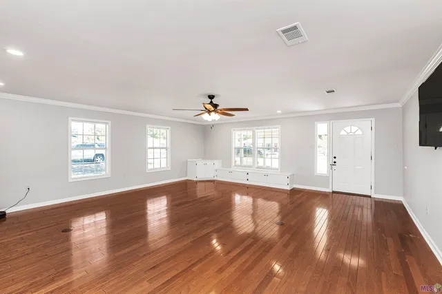 $215,000 | 956 Bohne Road, Port Allen, LA 70767