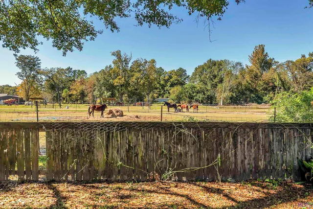 $215,000 | 956 Bohne Road, Port Allen, LA 70767