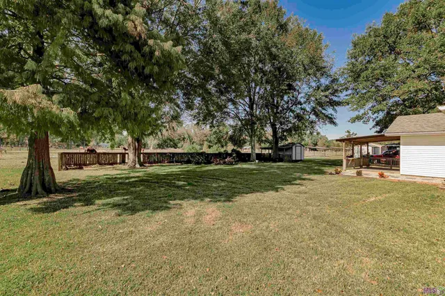 $215,000 | 956 Bohne Road, Port Allen, LA 70767