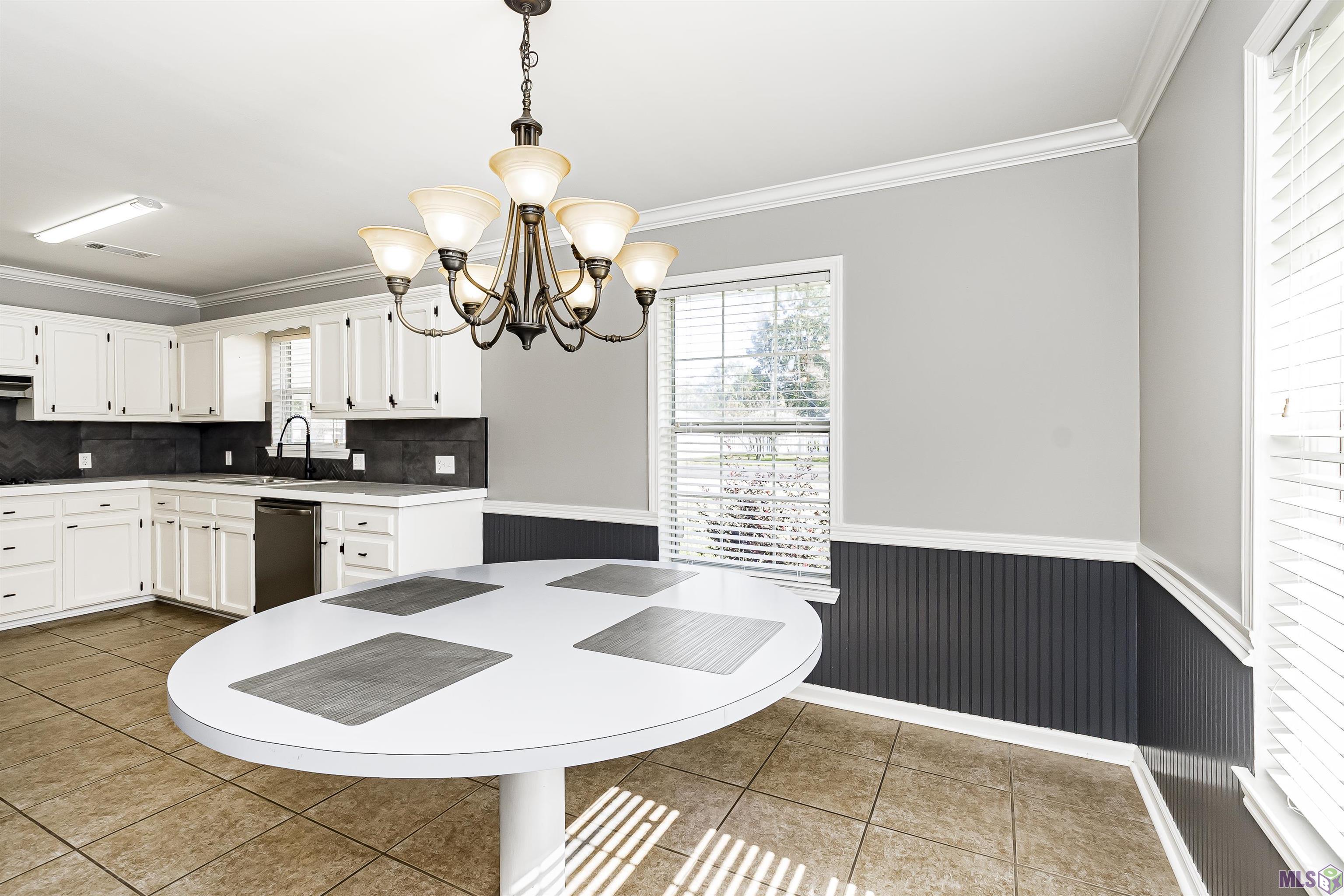 956 Bohne Road Port Allen, LA 70767 - Photo 3 of 26