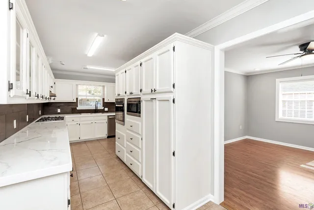 $215,000 | 956 Bohne Road, Port Allen, LA 70767