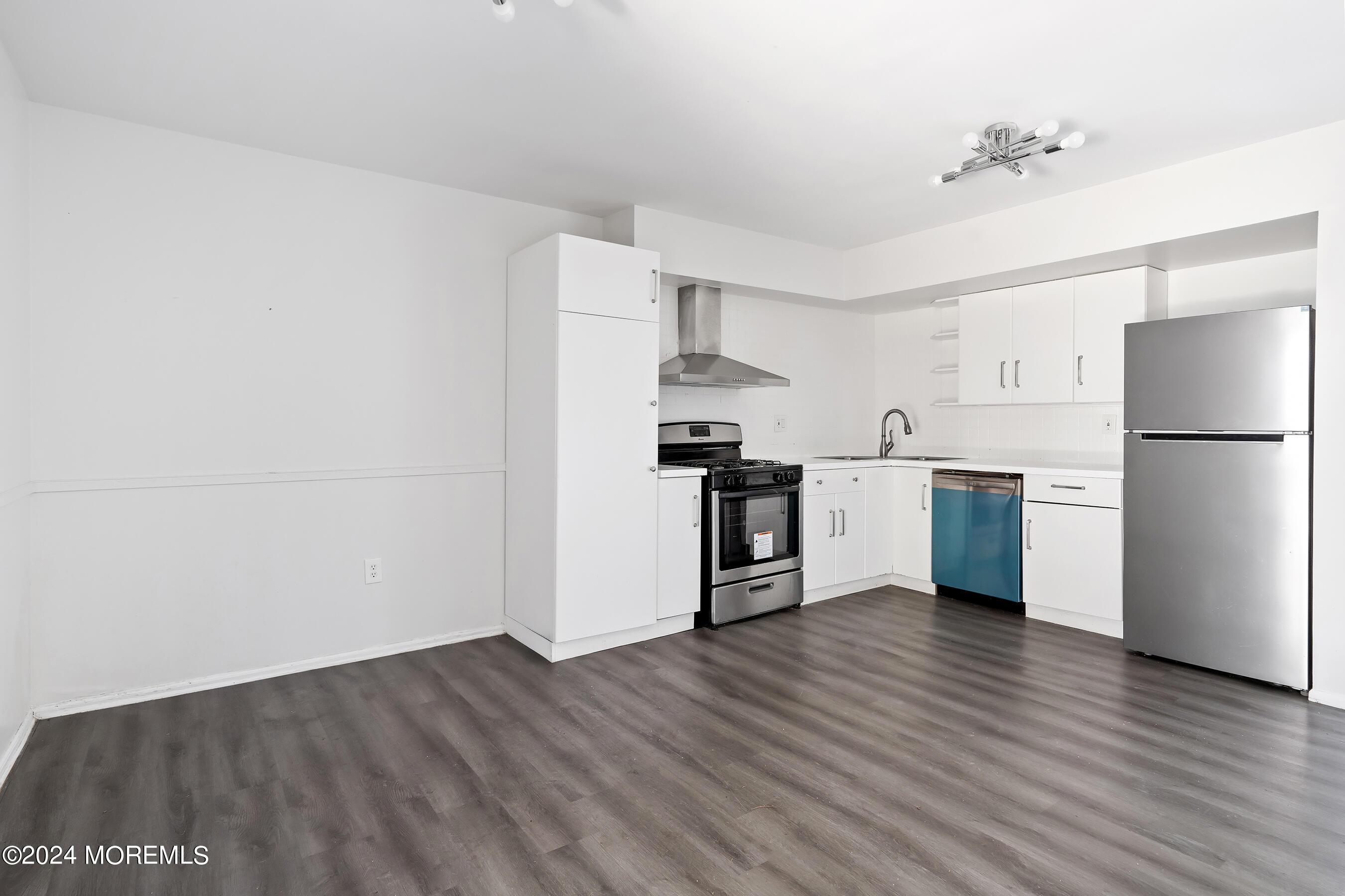 91 Sawmill Road Brick, NJ 08724 - Photo 8 of 17 08-Kitchen 1B