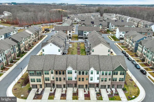 a view of a terrace with sitting area
