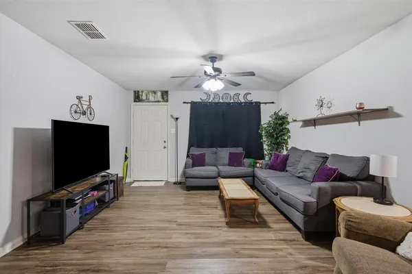 $230,000 | 123 Harmon Road, Gun Barrel City, TX 75156
