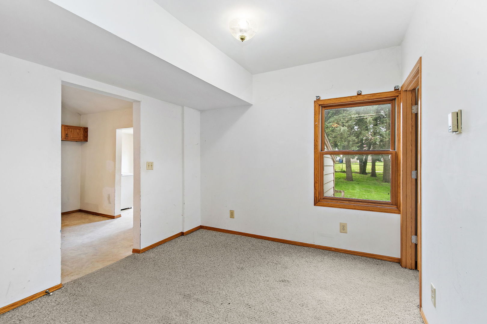 1302 State Street DeKalb, IL 60115 - Photo 5 of 21