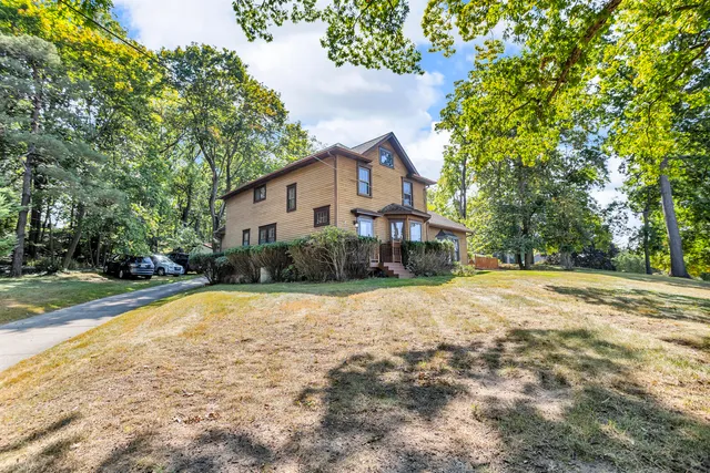 $309,900 | 1903 Kibby Road, Jackson, MI 49203