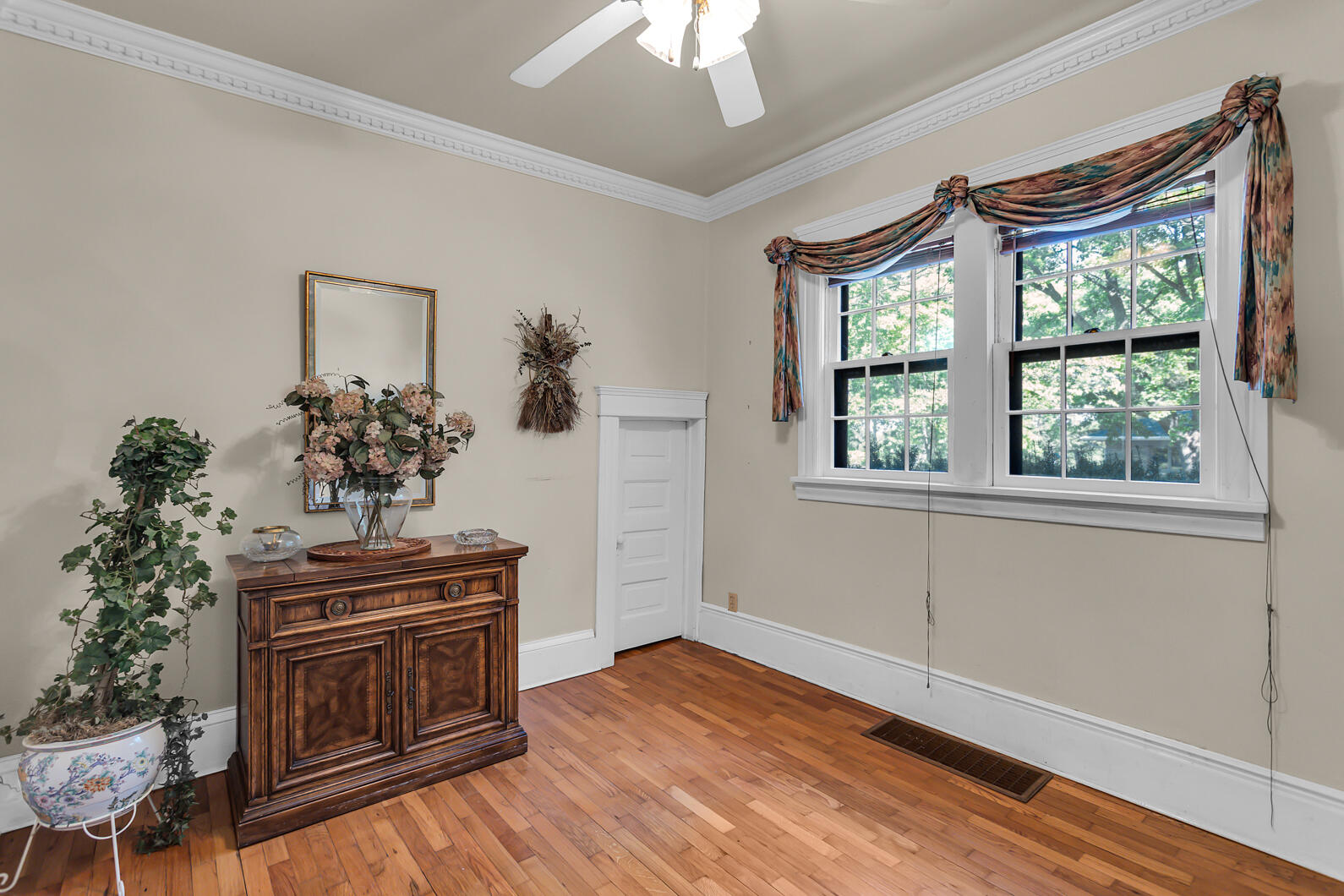 1903 Kibby Road Jackson, MI 49203 - Photo 9 of 55 0N0A0224