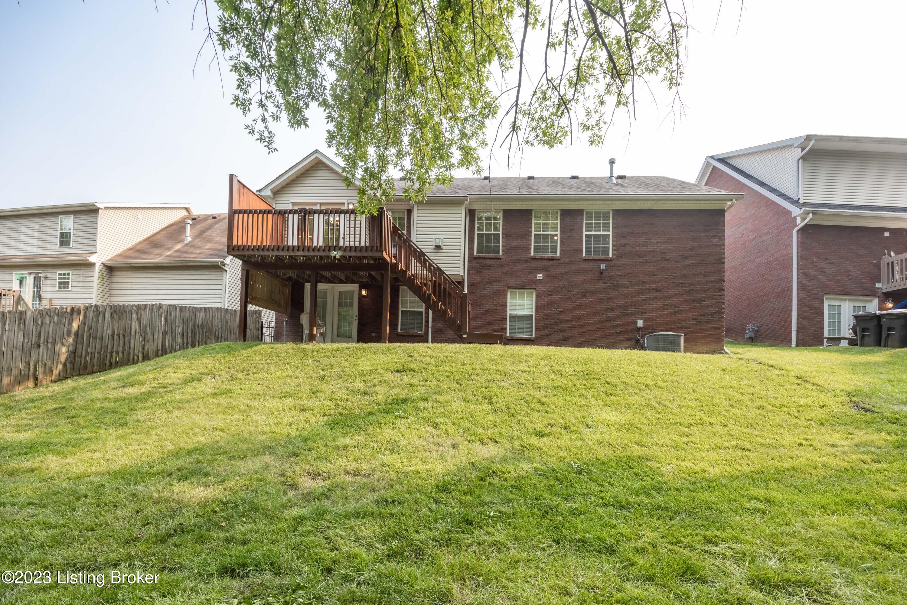 10011 Rimfire Road Louisville, KY 40291 - Photo 9 of 76 Back