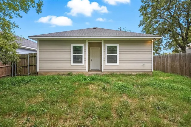 $1,475 | 3410 Eutopia Street, Greenville, TX 75401