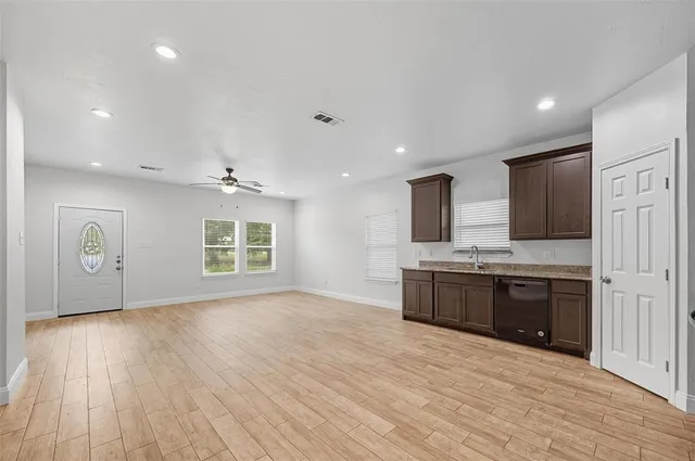 $1,475 | 3410 Eutopia Street, Greenville, TX 75401