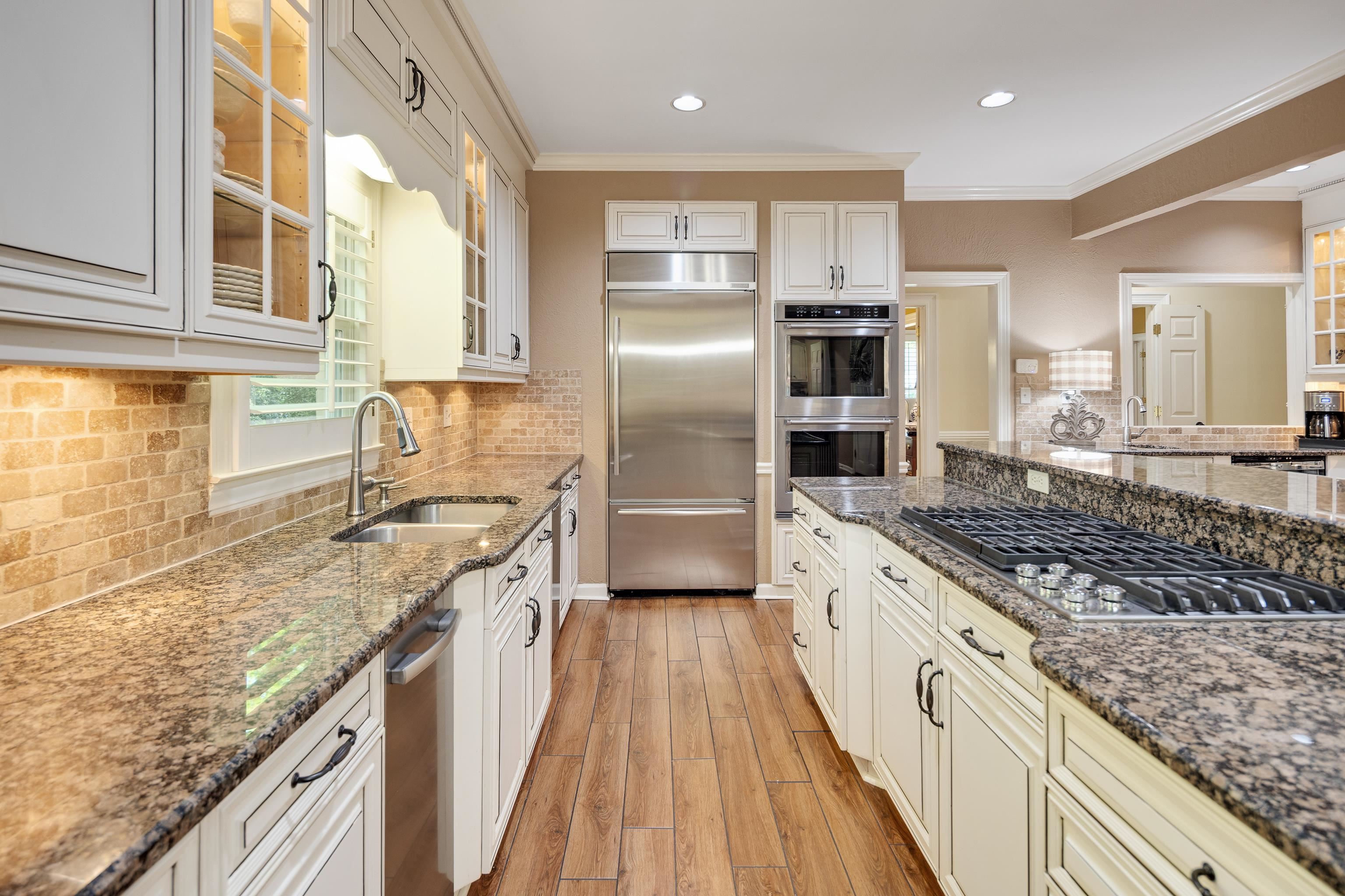 6326 East Shady Grove Road Memphis, TN 38120 - Photo 13 of 40