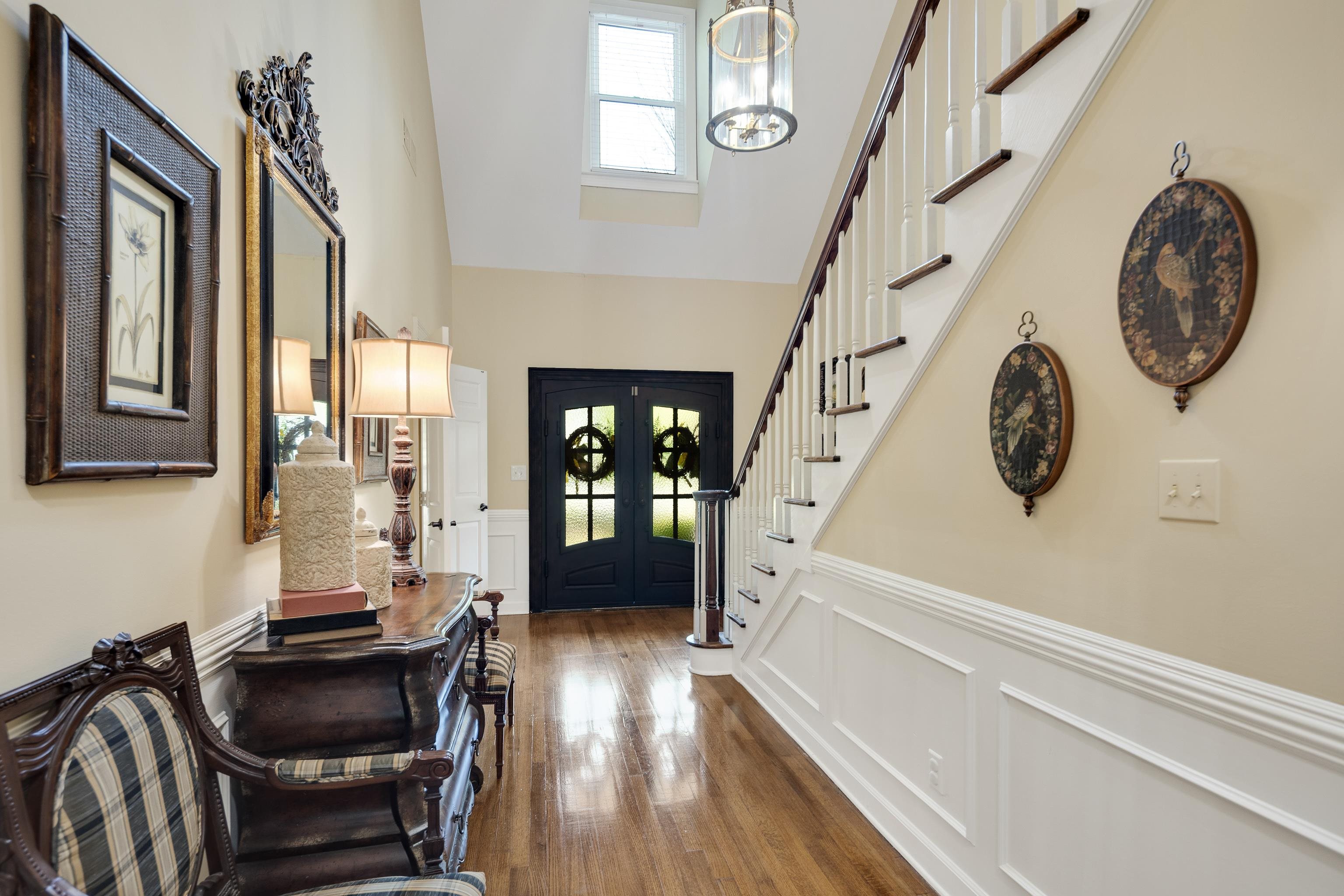 6326 East Shady Grove Road Memphis, TN 38120 - Photo 7 of 40 a view of entryway and hall with wooden floor