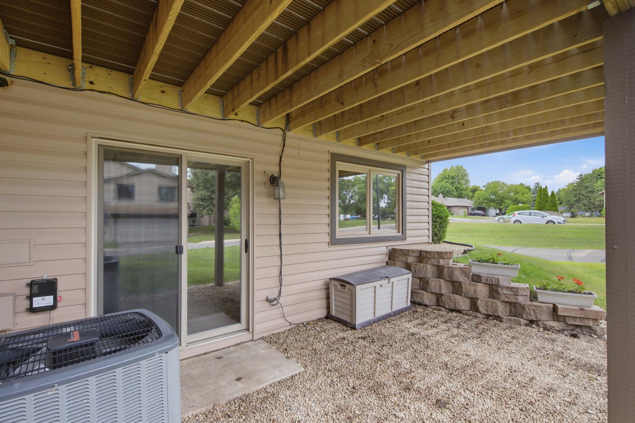 14700 Embry Path Apple Valley, MN 55124 - Photo 25 of 33
