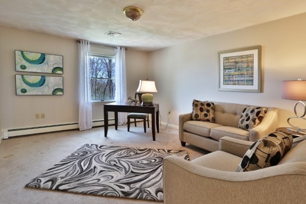 21 Birch Road Lynnfield, MA 01940 - Photo 19 of 23 Gallery Image 19