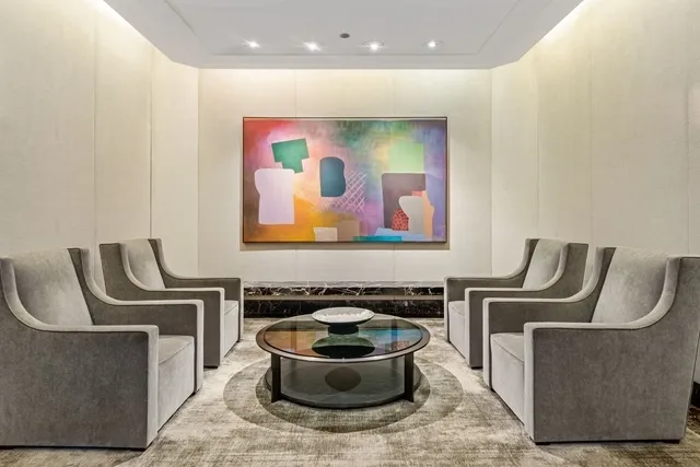 $1,150,000 | 950 North Michigan Avenue, Unit 3705, Chicago, IL 60611