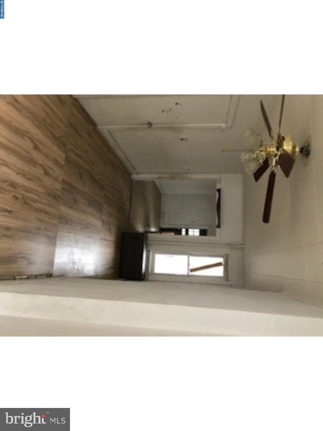 1038 Locust Street Reading, PA 19604 - Photo 3 of 11 Gallery Image 3
