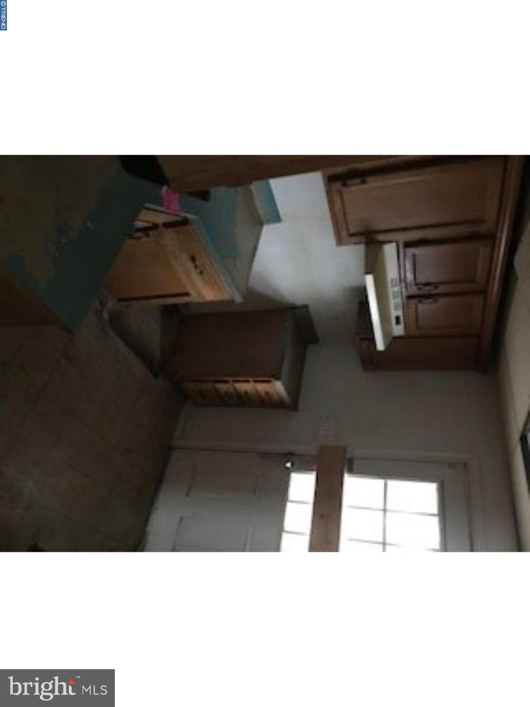 1038 Locust Street Reading, PA 19604 - Photo 7 of 11 Gallery Image 7