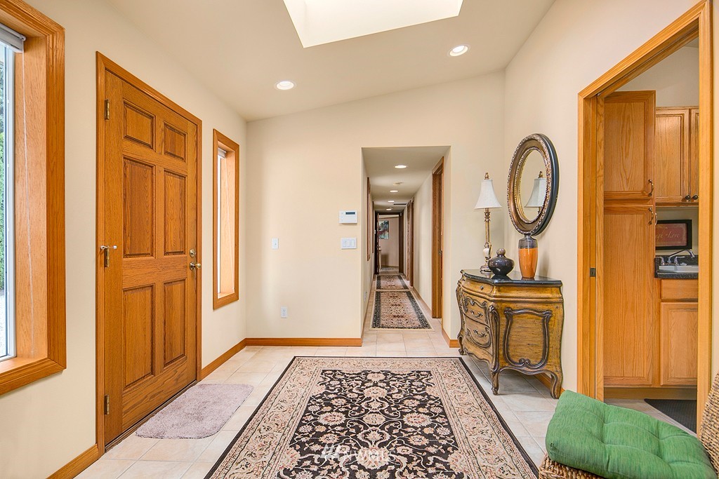 1726 Northeast 24th Street Renton, WA 98056 - Photo 16 of 25 Gallery Image 16